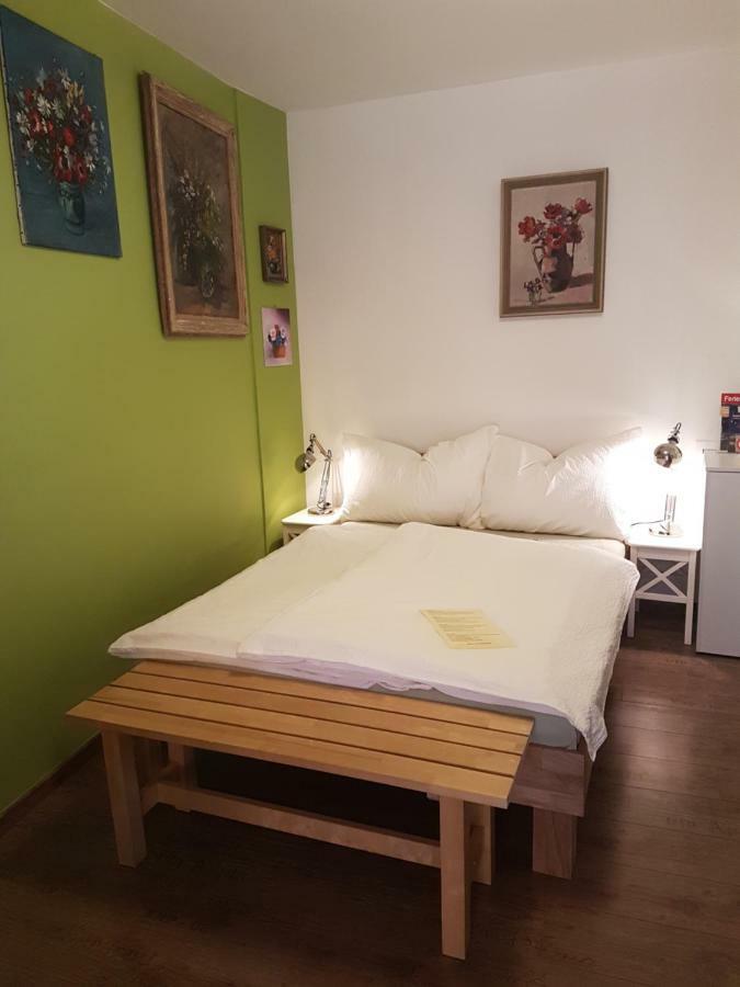 Garni Giacometti Locarno Exteriör bild